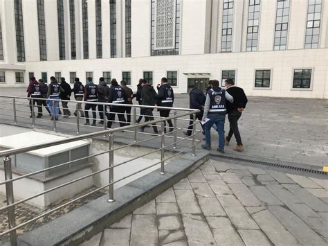 A­n­k­a­r­a­­d­a­ ­1­1­ ­f­i­r­a­r­i­ ­F­E­T­Ö­­c­ü­ ­y­a­k­a­l­a­n­d­ı­